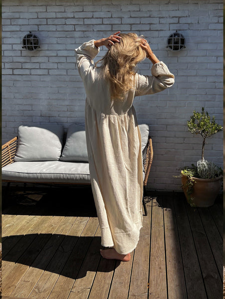 The Meadow Dress - Women's – The Simple Folk