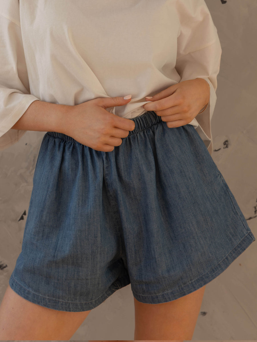 The Chambray Denim Short