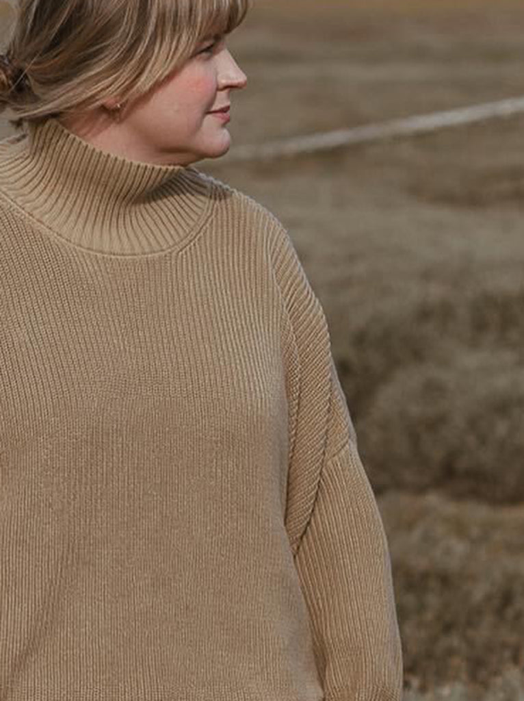 Outlet | The Knitted Turtleneck - Women's