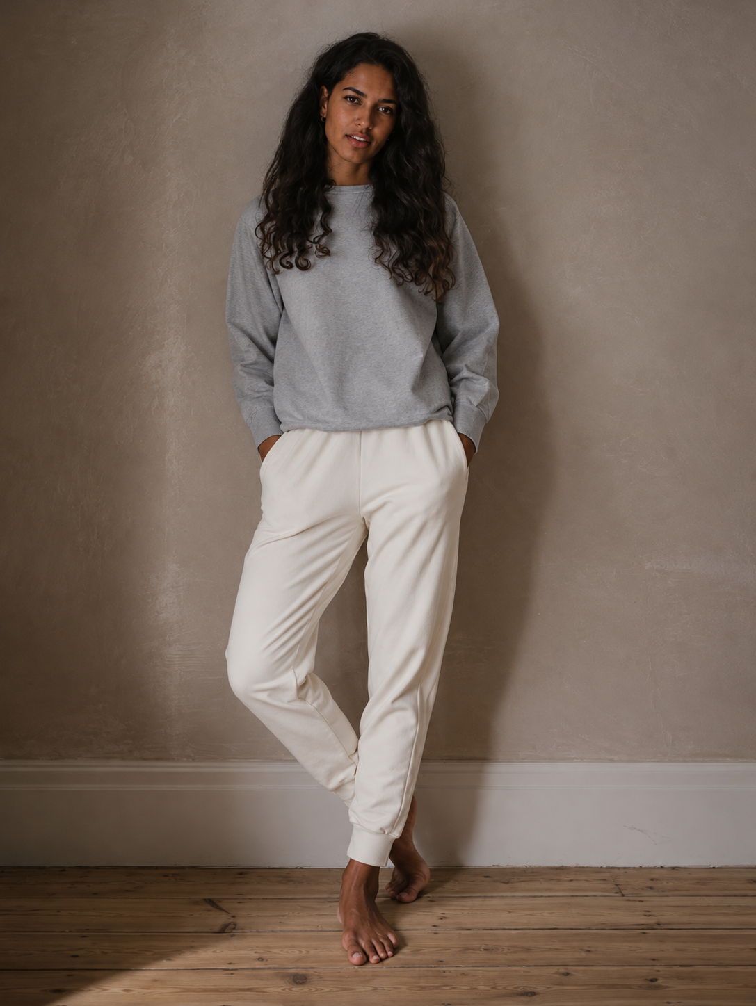 The Sweatshirt - Women's